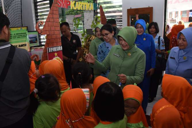 Dharma Pertiwi Daerah D Gelar Seminar dan Pameran Pendidikan