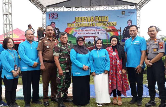 Wabup Mengapresiasi Pameran Hasil Kerajinan PNF Dalam Gebyar PAUD