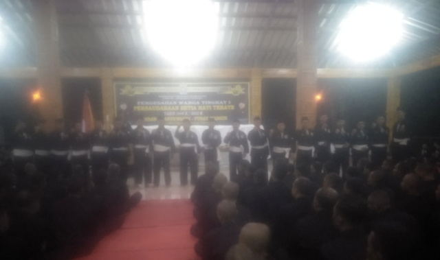 PSHT Cabang Banyuwangi Sahkan Calon Warga 1500 Siswa